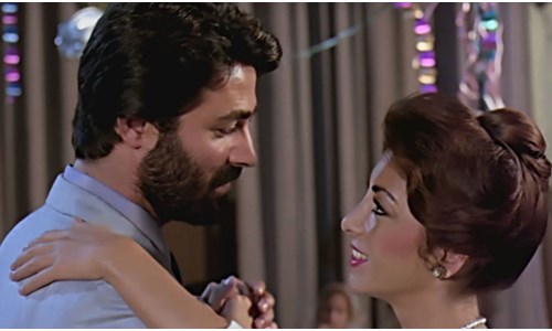 KIRIK BİR AŞK HİKAYESİ  (KIRIK BİR AŞK HİKAYESİ)
